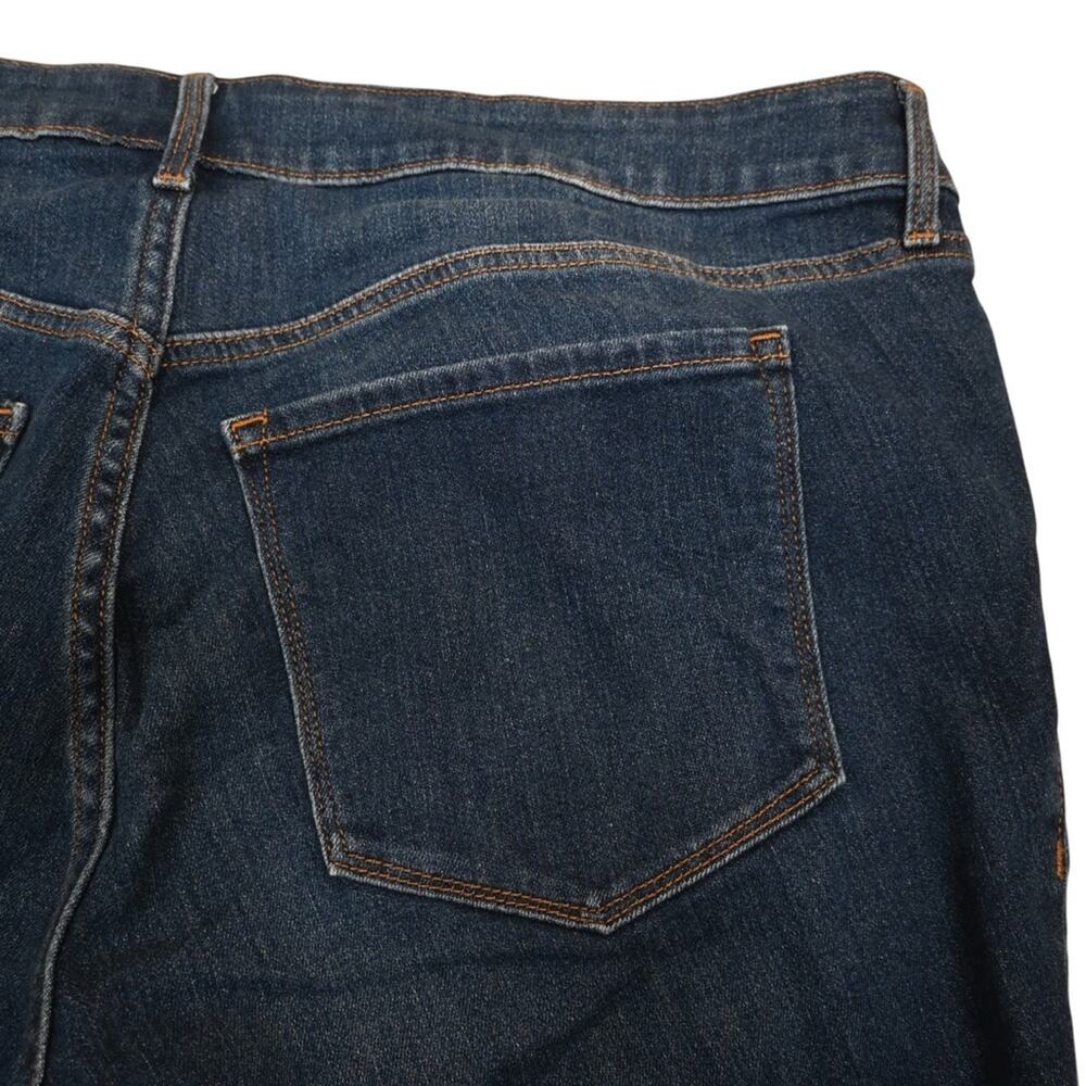 Old Navy Women's 20 Mid Rise Power Slim Straight Jean - Picture 7 of 10